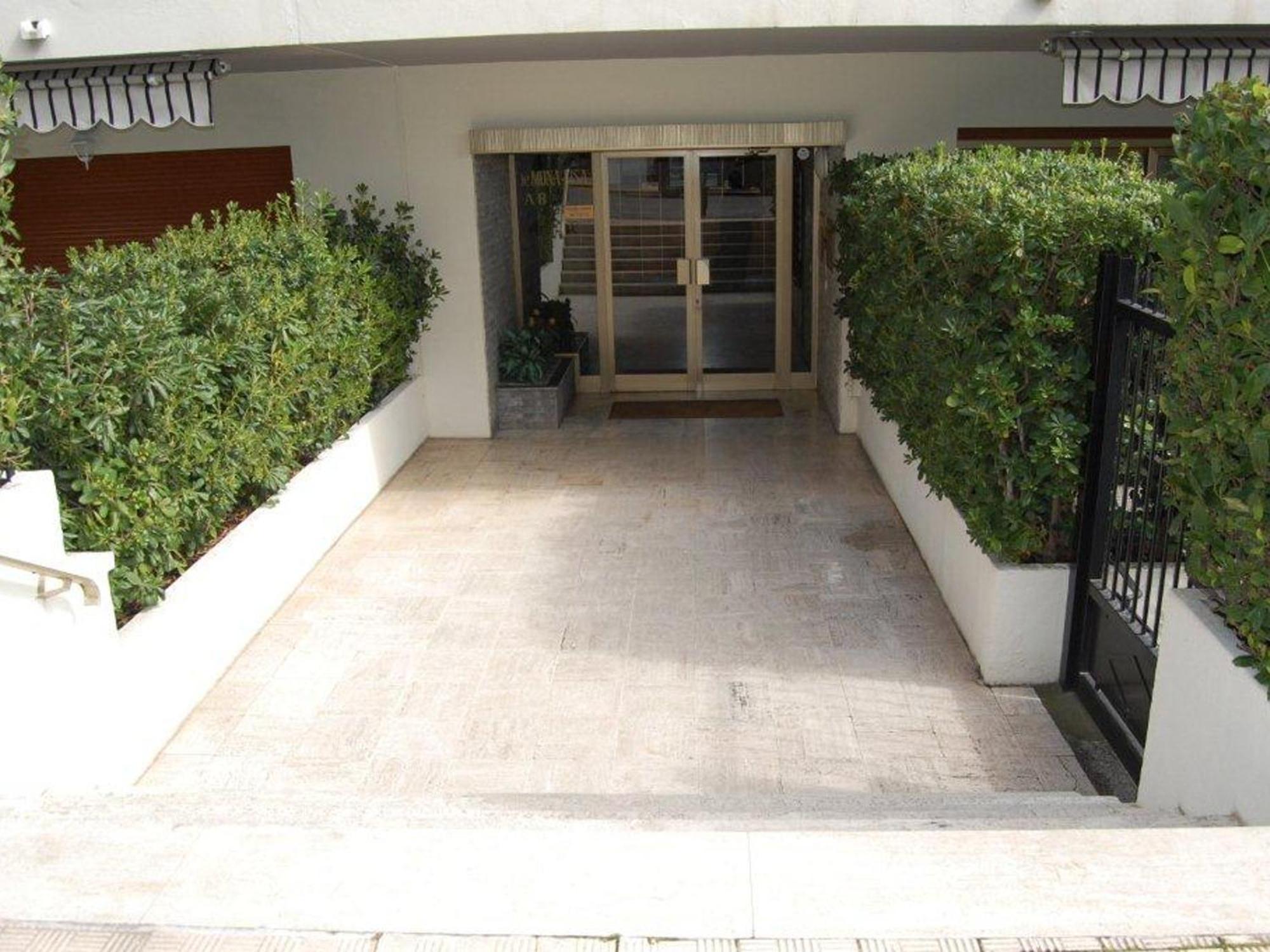 Studio Moderne Avec Terrasse Proche Plages Et Centre, Wifi Gratuit - Fr-1-196-216 Μεντόν Εξωτερικό φωτογραφία